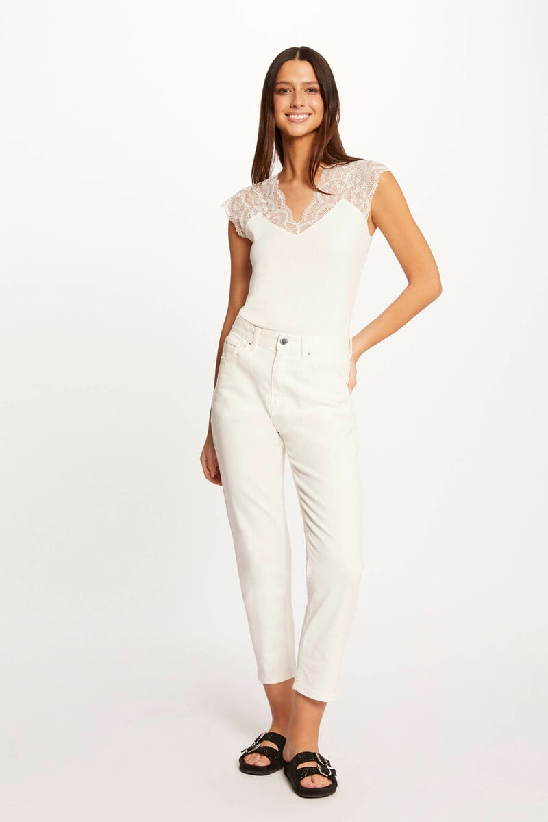 Cortefiel Camiseta manga corta con encaje