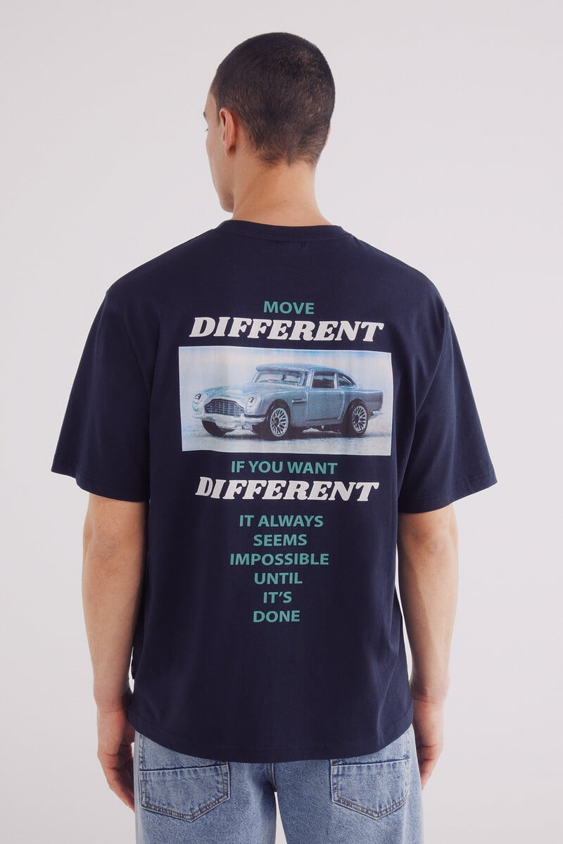Cortefiel Camiseta move different