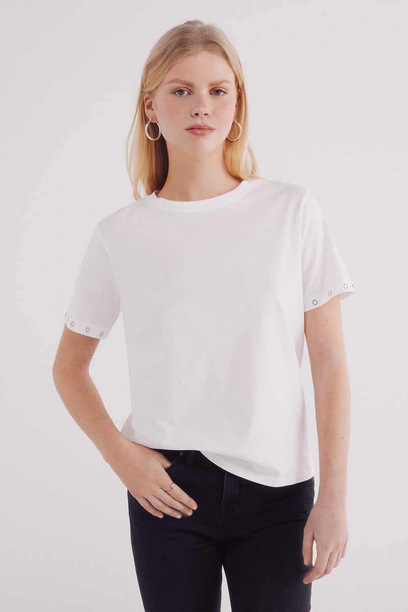 Cortefiel Camiseta ojales metálikcos mangas