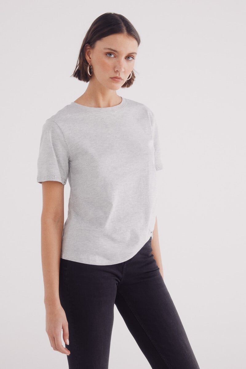 Cortefiel Camiseta ojales metálikcos mangas