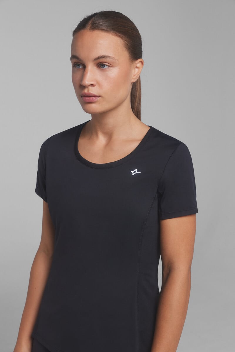 Cortefiel Camiseta Transpirable Negra