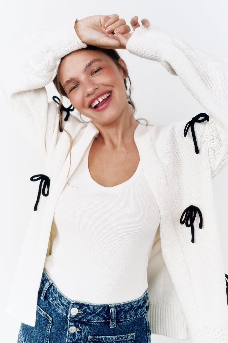 Cortefiel Cardigan "Iced Petals"
