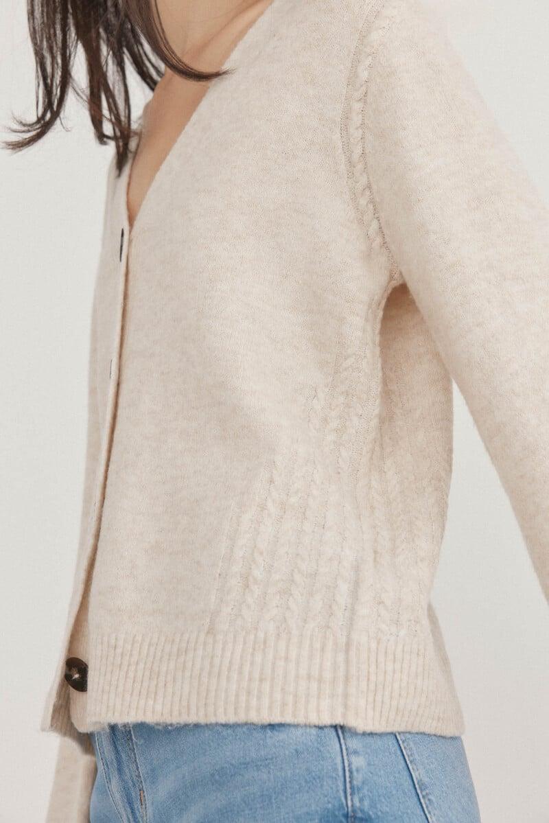 Cortefiel Cárdigan Pico Detalles De Ochos