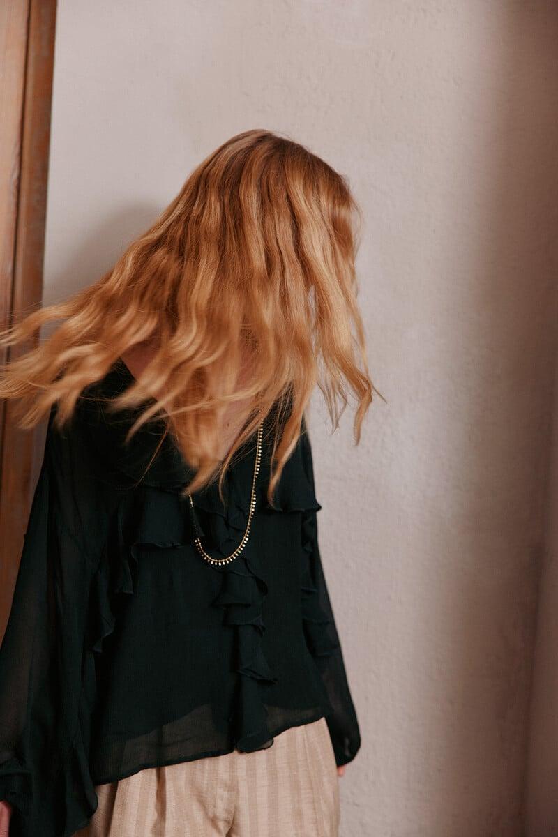 Cortefiel Carina. Blusa Volantes