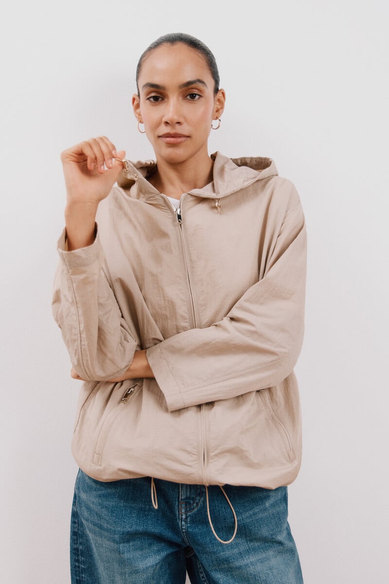 Cortefiel Cazadora técnica ligera