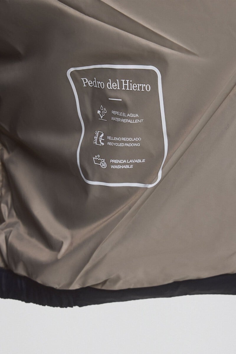 Cortefiel Cazadora Ultraligera Impermeable