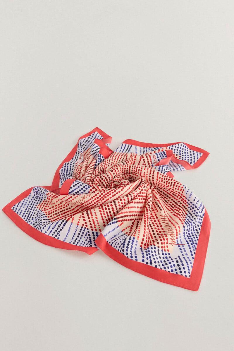 Cortefiel Chal Estampado De Lunares