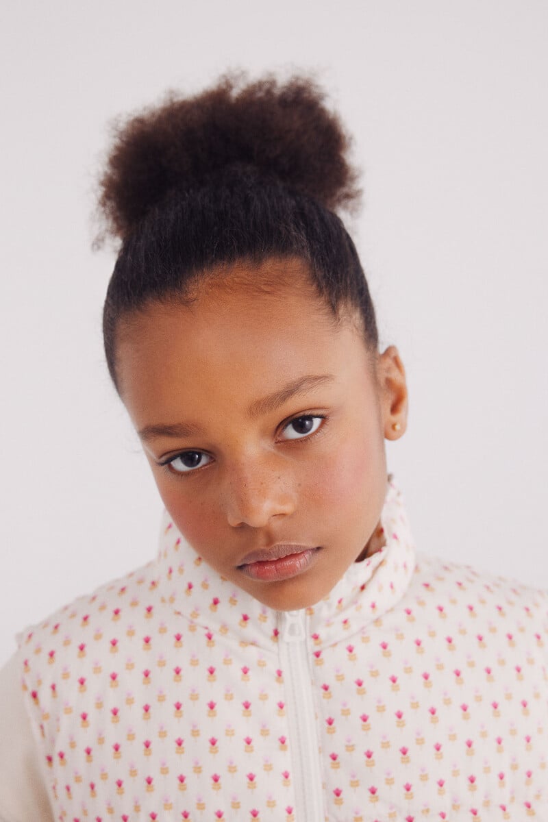 Cortefiel Chaleco Acolchado Estampado Niña