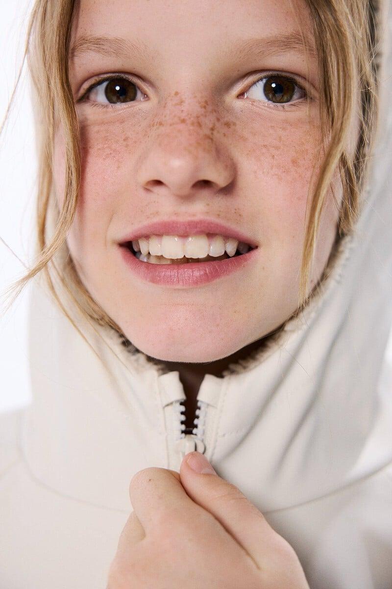 Cortefiel Chubasquero Niña