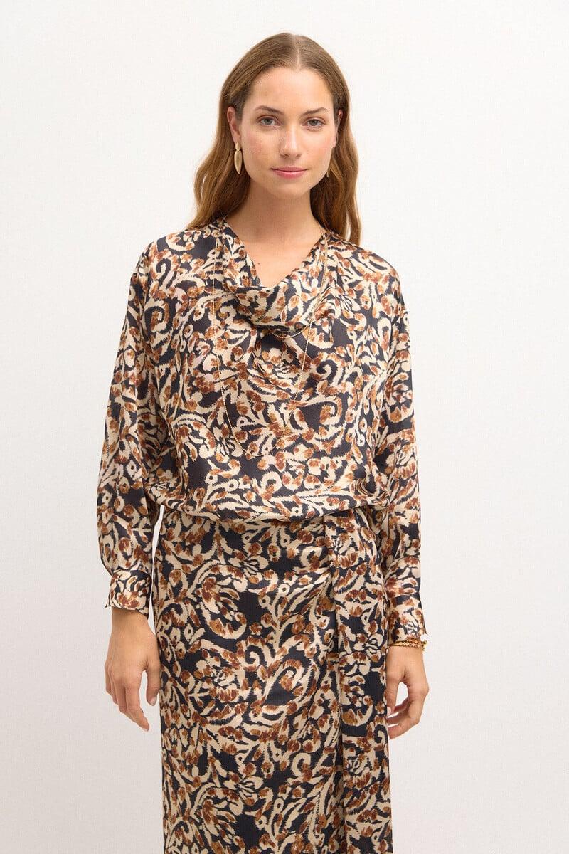 Cortefiel Ciara. Blusa estampada drapeado