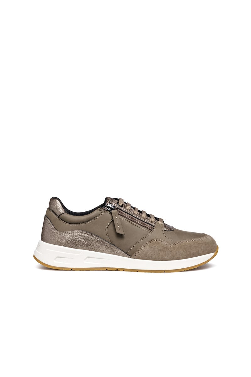 Cortefiel Deportiva low cut de mujer