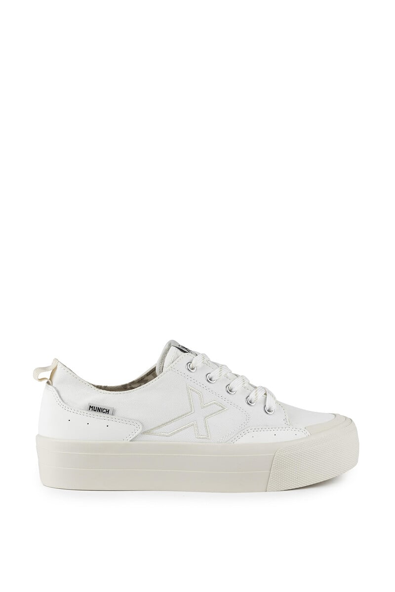 Cortefiel Deportiva swing sky 04