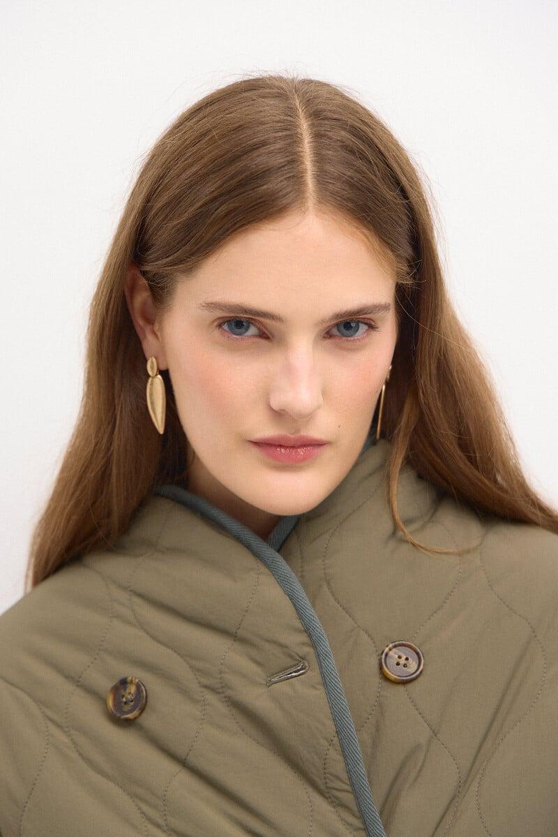 Cortefiel Diana. Chaqueta Acolchada Con Botones