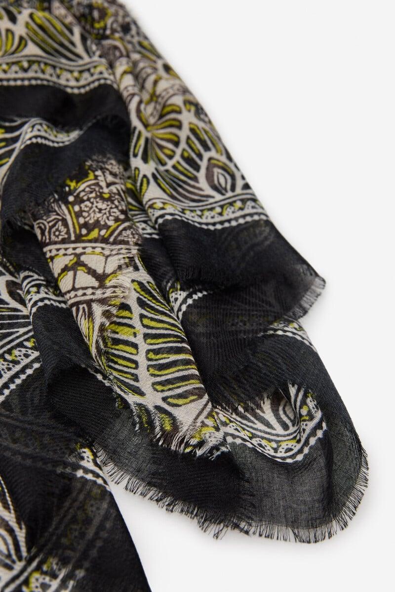 Cortefiel Fular Paisley Flecos