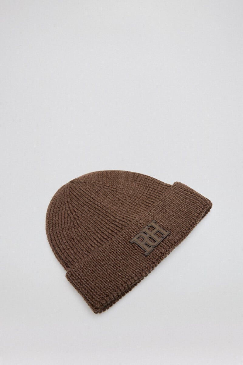 Cortefiel Gorro punto liso