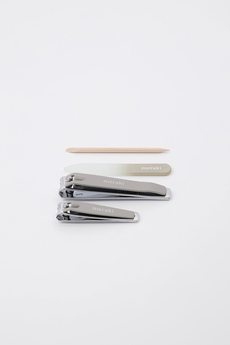 Cortefiel Kit De Manicura