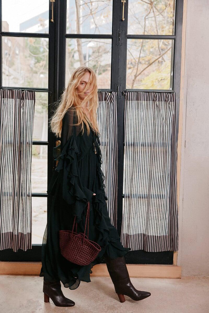 Cortefiel Laura. Vestido Volantes Midi