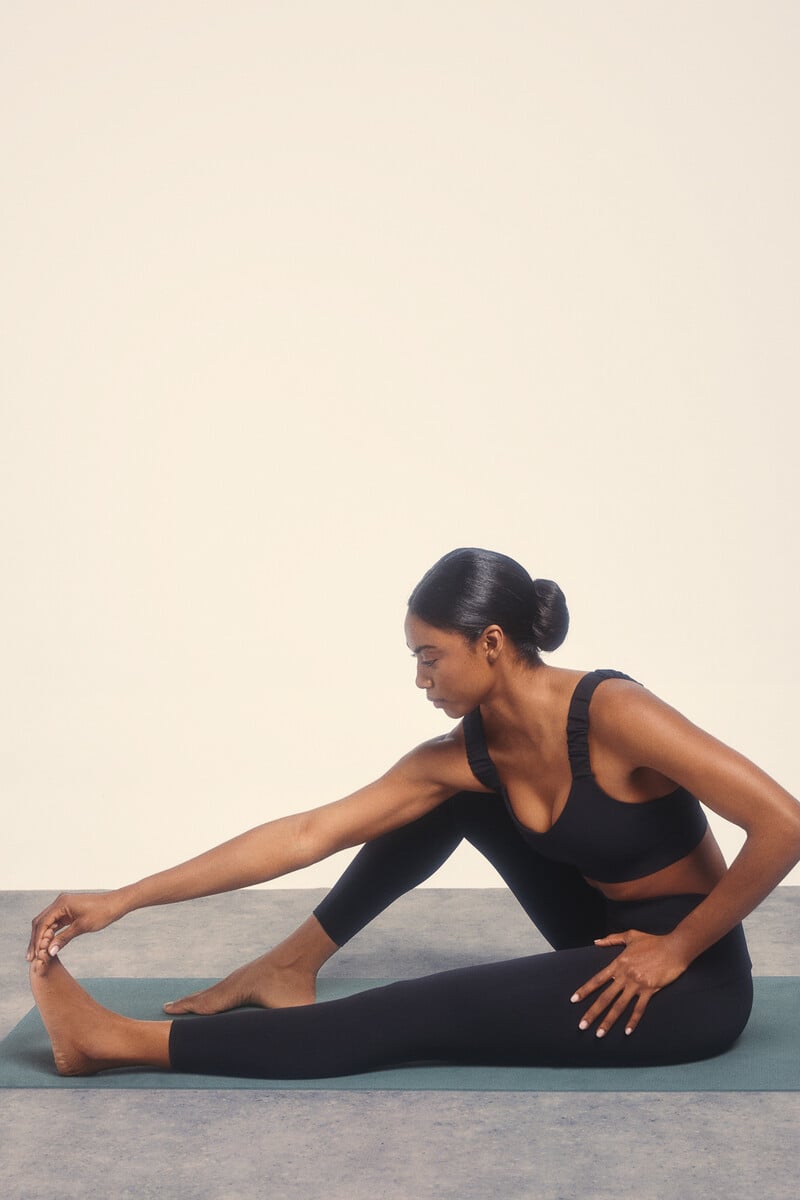 Cortefiel Leggings SOFT MOVE Crop Negro