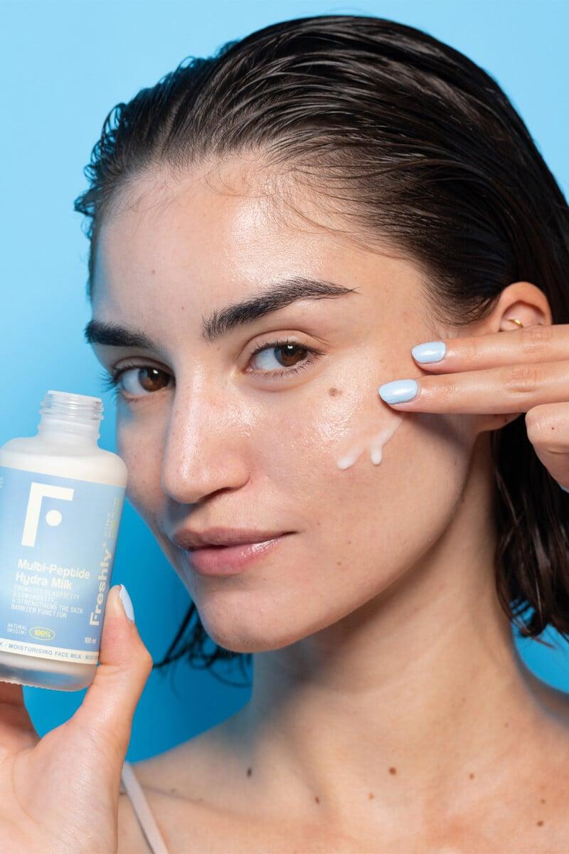 Cortefiel Multi-Peptide Hydra Milk