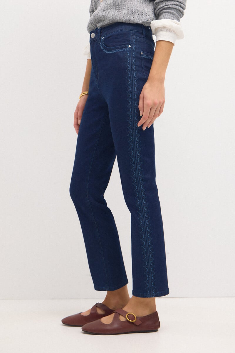 Cortefiel Ofira. Jeans Con Corte De Bota