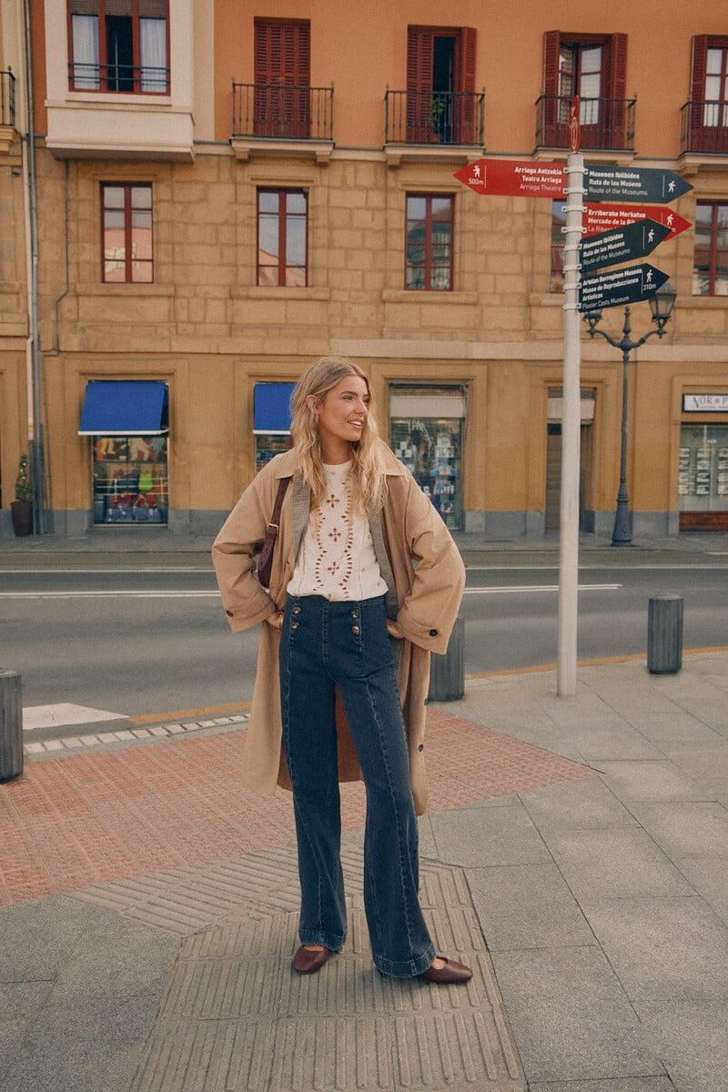 Cortefiel Oriana. Jeans amplios con botones
