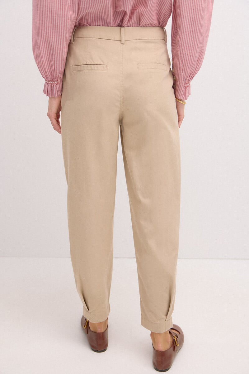 Cortefiel Paloma. Pantalón De Algodón Con Pinzas