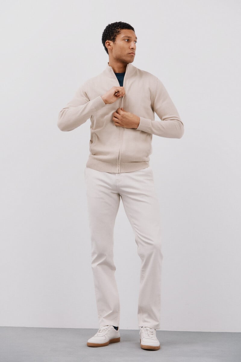 Cortefiel Pantalón 5 bolsillos color regular fit