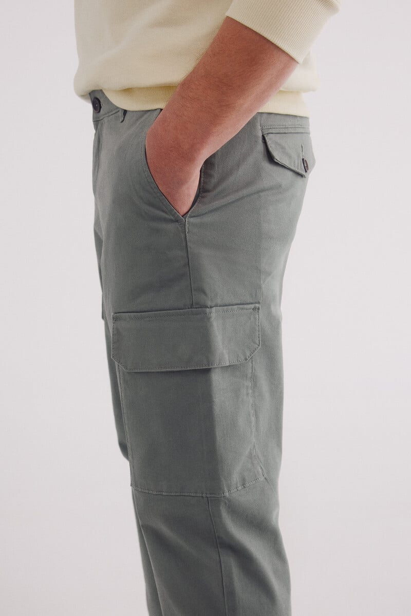 Cortefiel Pantalón Chino Cargo Comfort Slim Fit