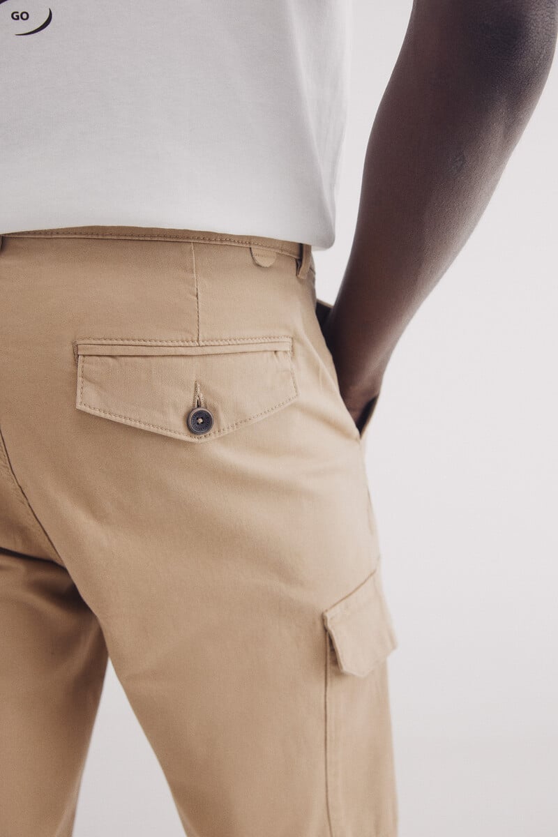 Cortefiel Pantalón Chino Cargo Comfort Slim Fit