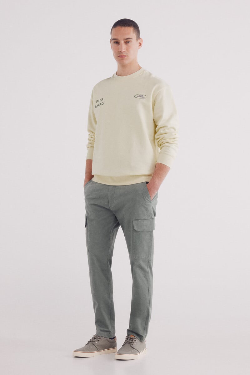 Cortefiel Pantalón chino cargo comfort slim fit