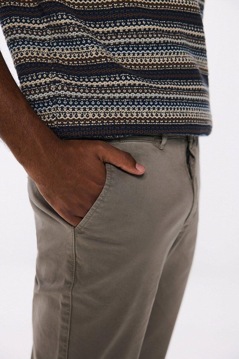 Cortefiel Pantalón Chino Color Lavado Relax Fit