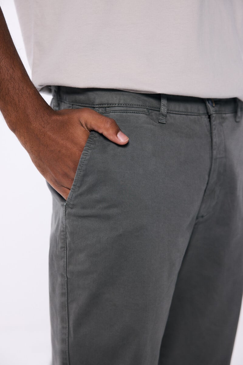 Cortefiel Pantalón Chino Color Lavado Relax Fit