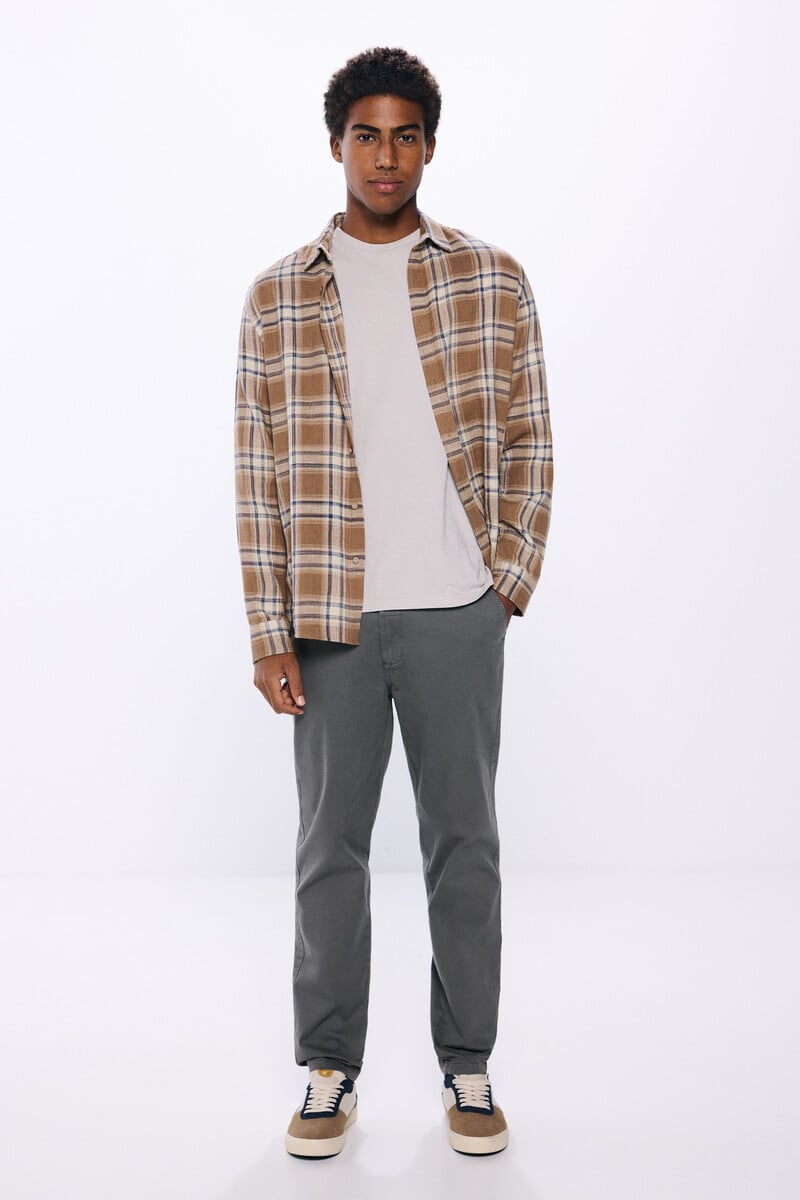 Cortefiel Pantalón chino color lavado relax fit