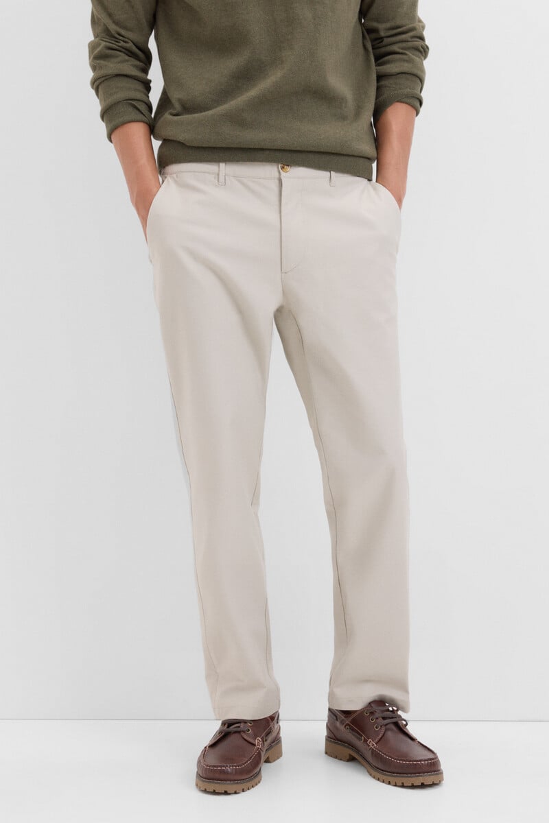 Cortefiel Pantalón Chino Confort Regular Fit
