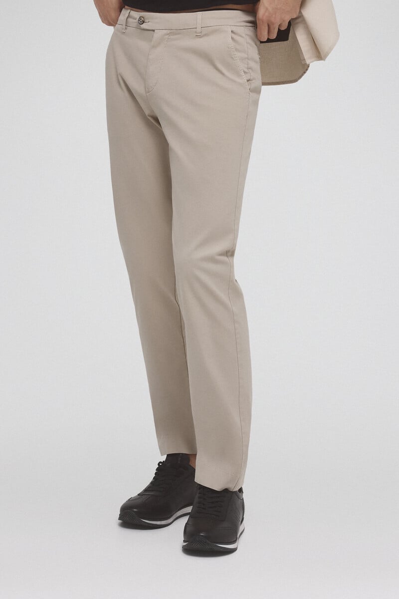 Cortefiel Pantalón Chino Premium Flex Regular Fit