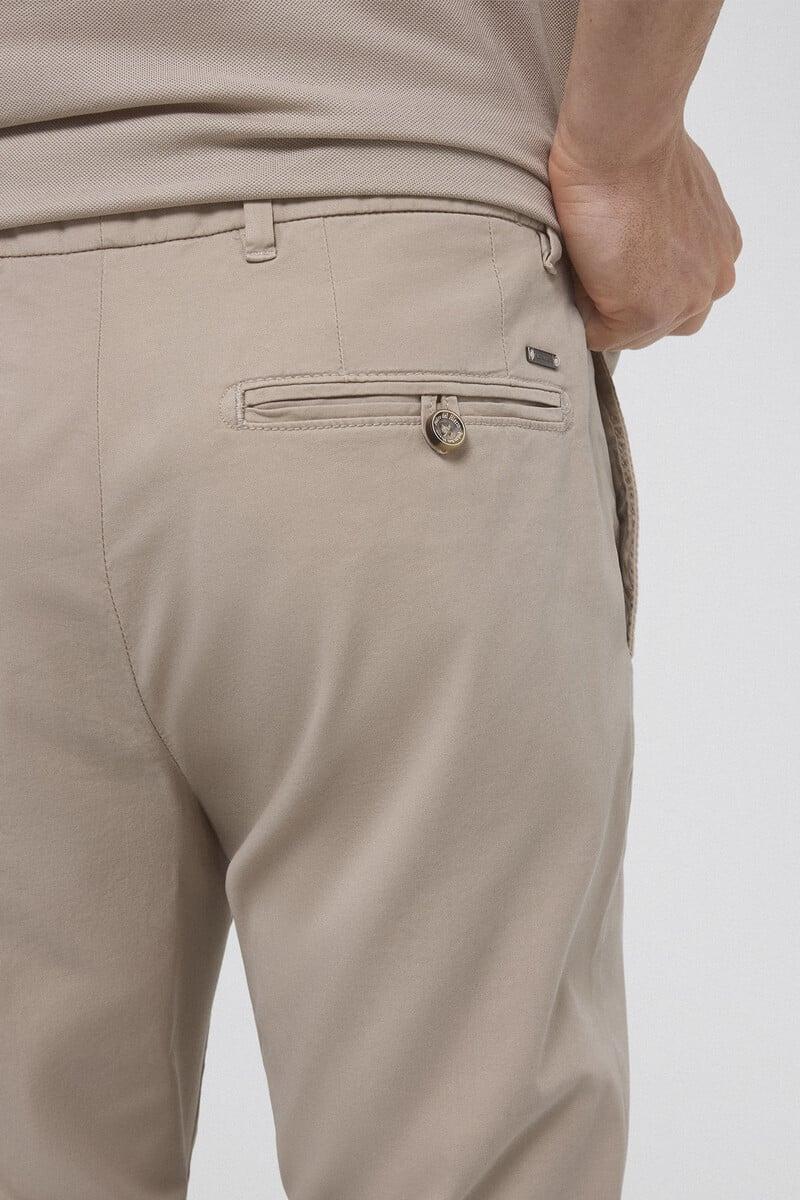 Cortefiel Pantalón Chino Premium Flex Slim Fit