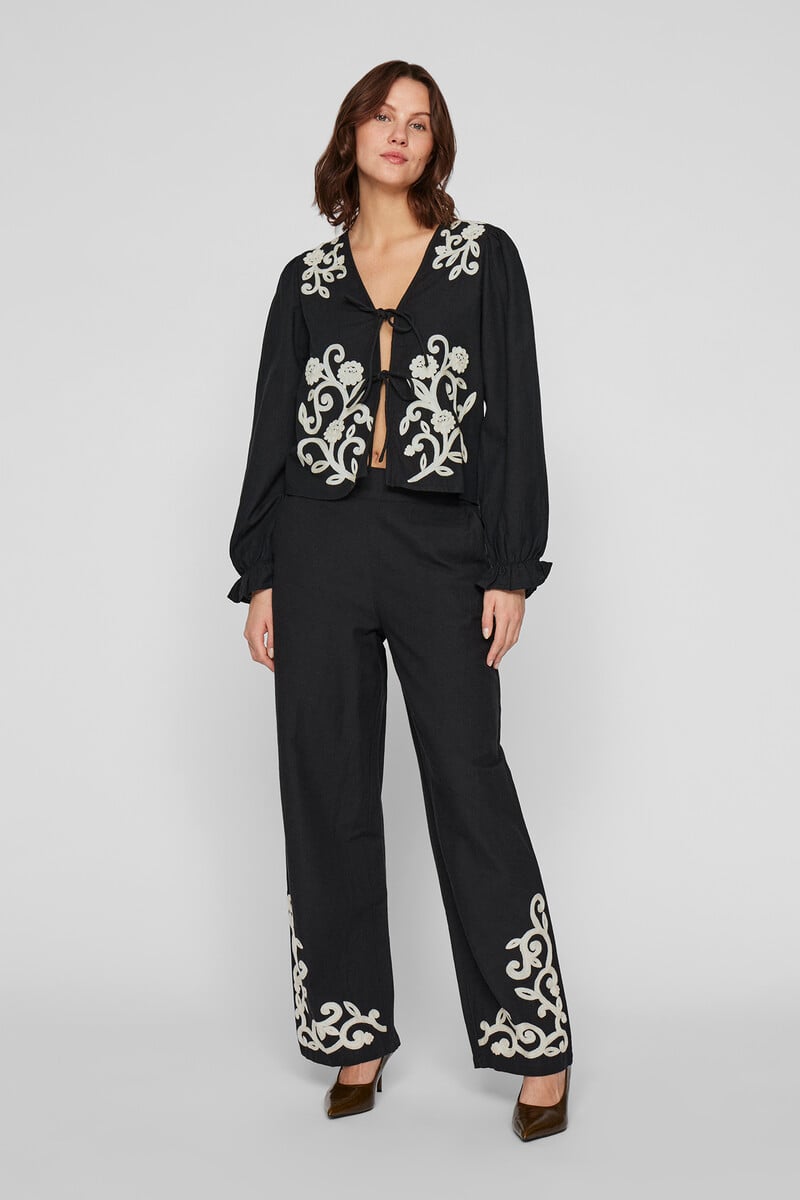 Cortefiel Pantalón con bordados