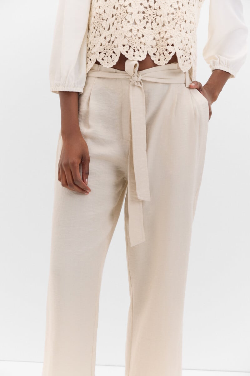 Cortefiel Pantalón Fluído Pinzas