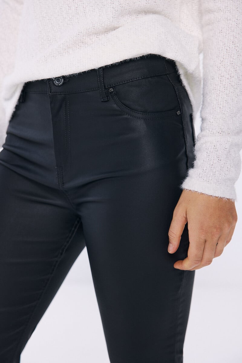 Cortefiel Pantalón Kick Flare Encerado