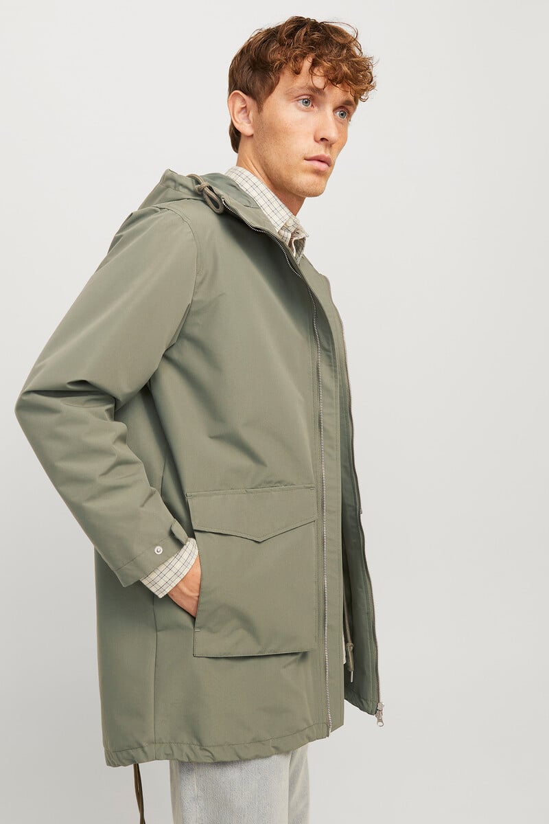 Cortefiel Parka Ligera Con Capucha