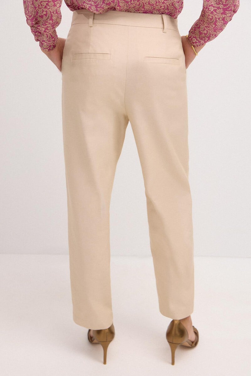 Cortefiel Peggy. Pantalón Estilo Jogger