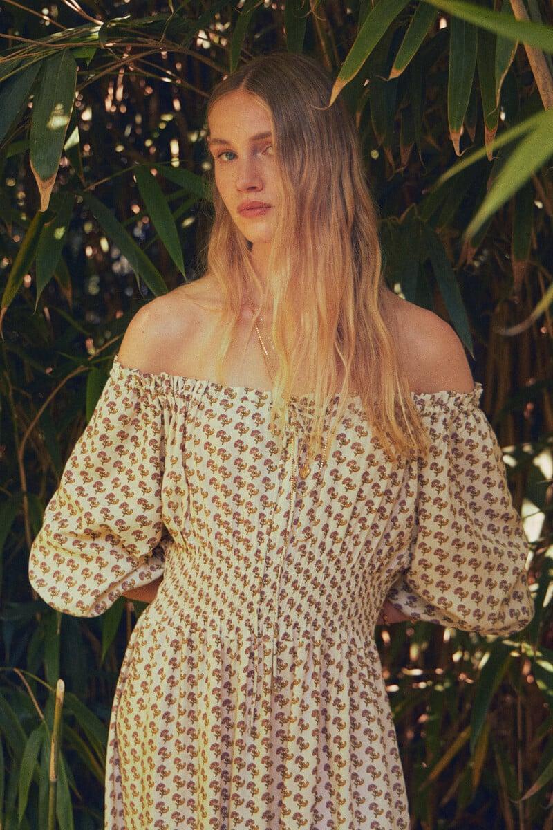 Cortefiel Romelia. Vestido Estampado Sello