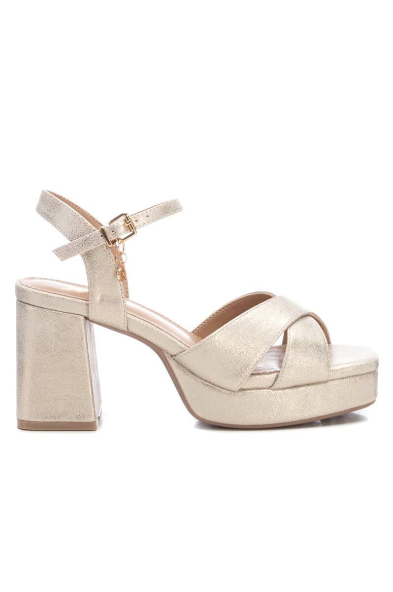 Cortefiel Sandalia con hebilla