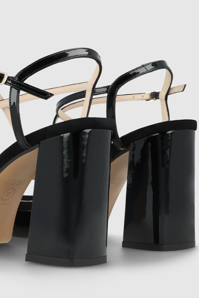 Cortefiel Sandalias Con Plataforma En Ante Negro