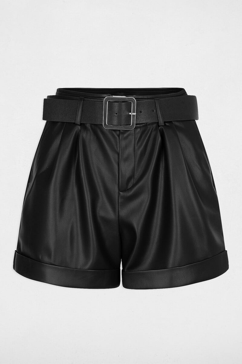 Cortefiel Short Ajustado Cuero Sintético