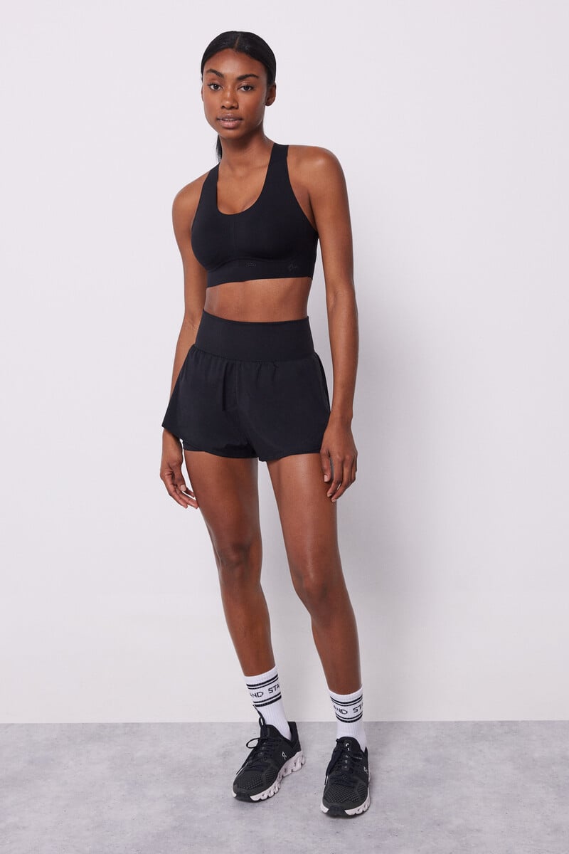 Cortefiel Short Talle Alto Malla Negro