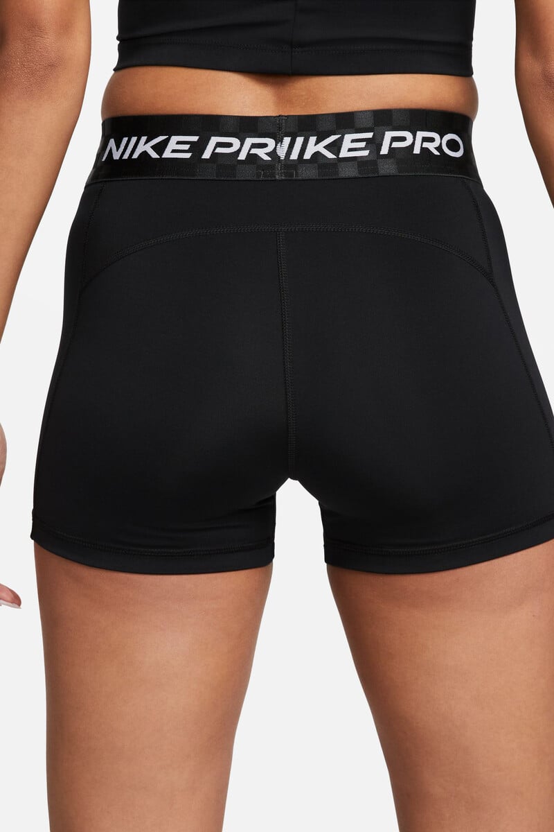 Cortefiel Shorts Nike Dri-fit