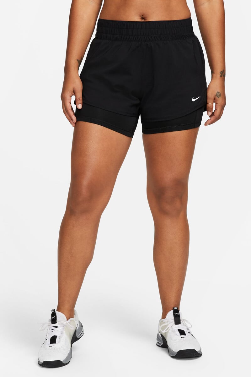 Cortefiel Shorts Nike Dri-fit