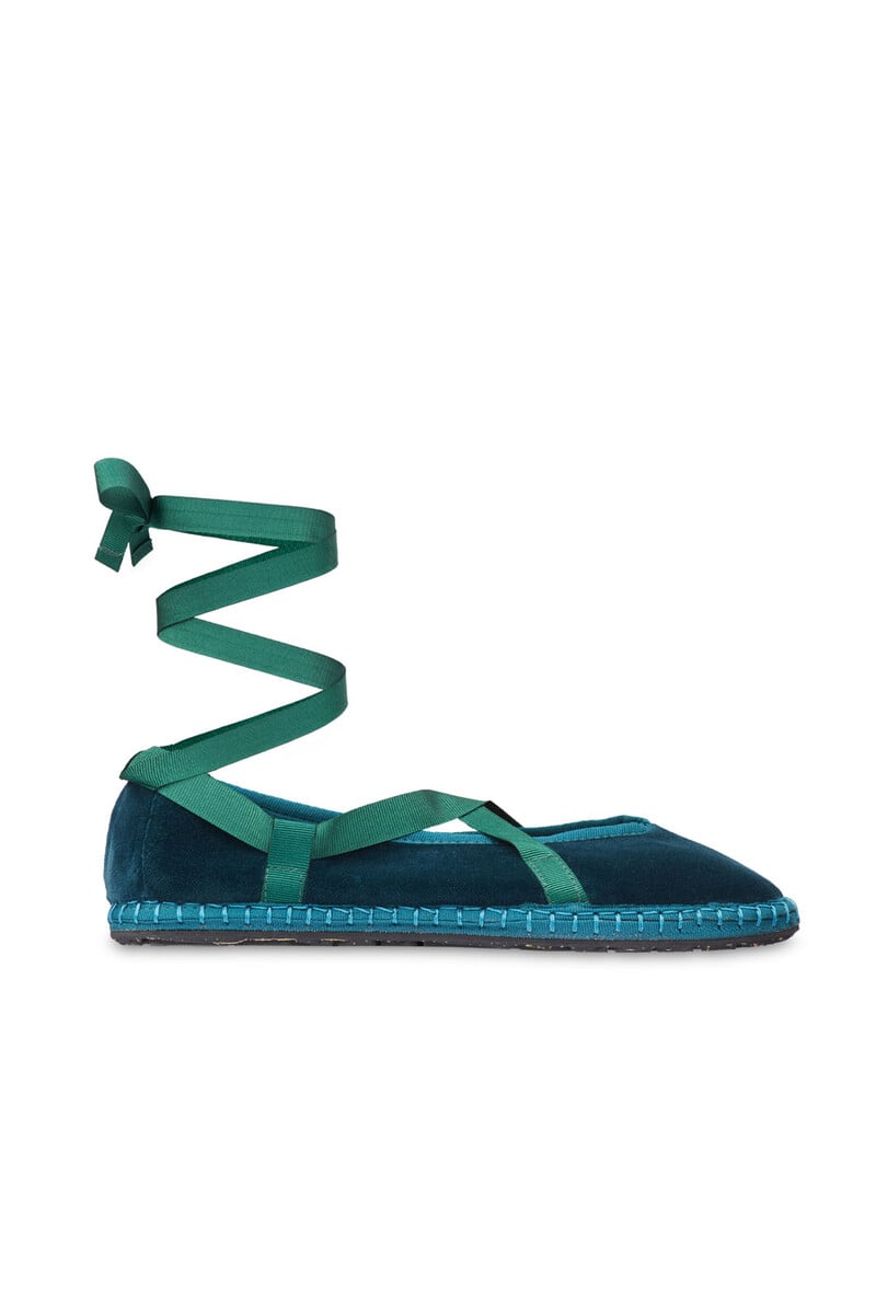 Cortefiel Slippers de terciopelo