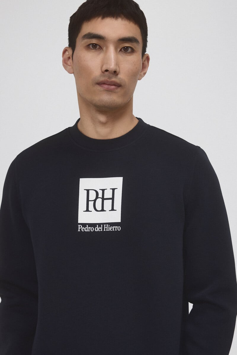 Cortefiel Sudadera logo cuello caja